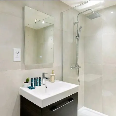 Premier Central London North Apartment Exterior photo